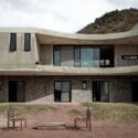 Pirca House / Manto Building - Fotos exteriores, concreto
