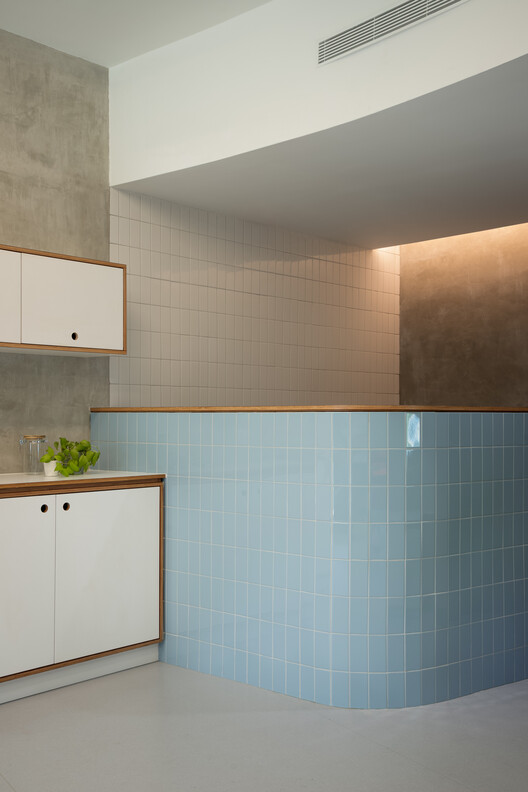 Jardim de Infância Ciales / Toro Arquitectos - Fotografia de Interiores, Banheiro