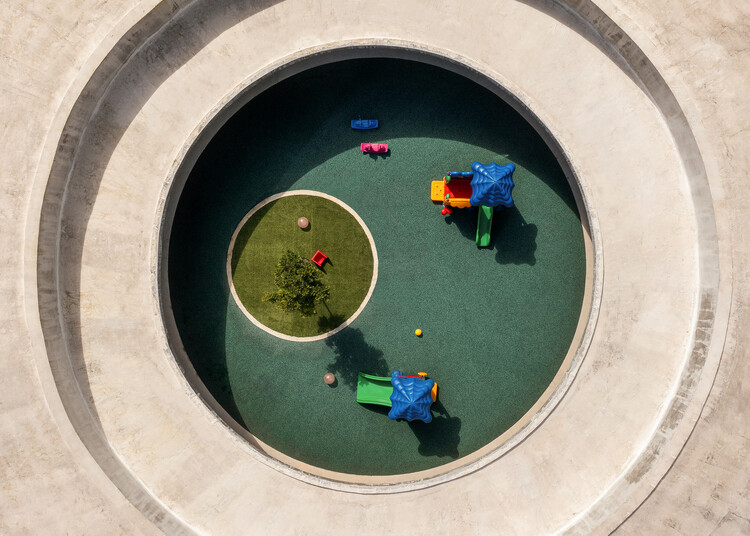 Kindergarten Ciales / Toro Architects - Imagen 5 de 31