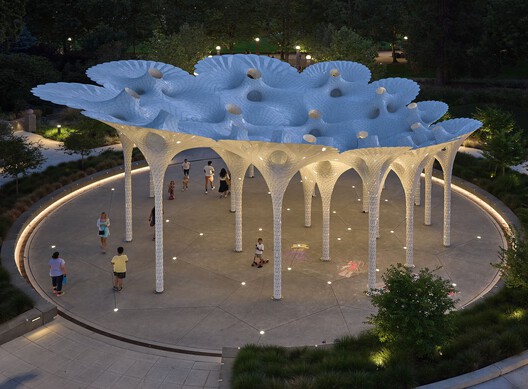 Piloti Installation / MARC FORNES / THEVERYMANY - Image 3 of 21