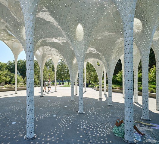 Piloti Installation / MARC FORNES / THEVERYMANY - Image 16 of 21