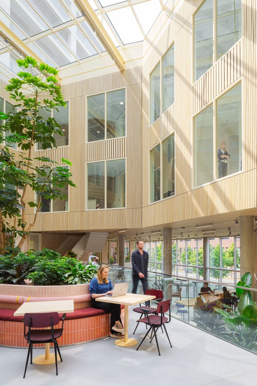 5TRACKS Mixed-Use District / Shift Architecture Urbanism + Powerhouse Company - Interior Photography