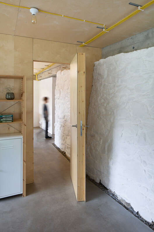Kraffer Community Garden / matěj šebek architekti + Ateliér Za Mák - Interior Photography, Wood, Concrete