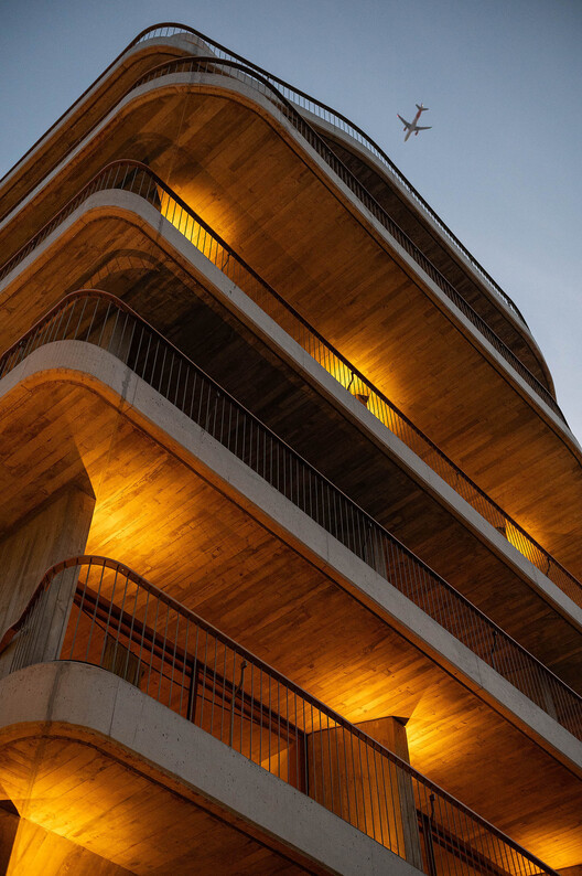 Vila Sanches / Menos é Mais Arquitectos - Imagem 21 de 23