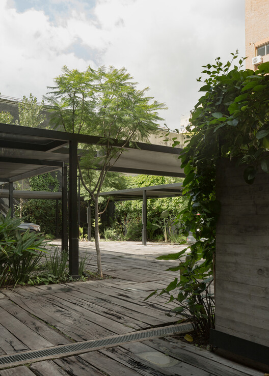 Casas Urbanas Newbery / Dieguez Fridman Casas Urbanas Newbery / Dieguez Fridman - Imagen 20 de 26