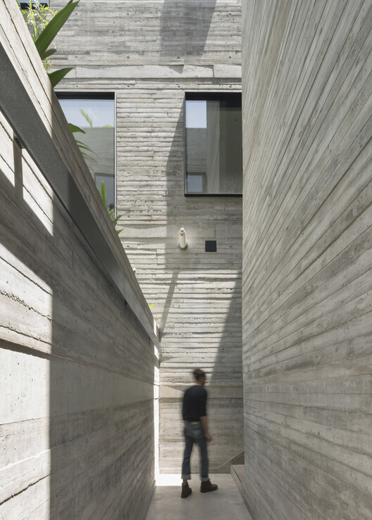 Newbery Urban Houses / Dieguez Fridman - Fotografía interior, madera, concreto