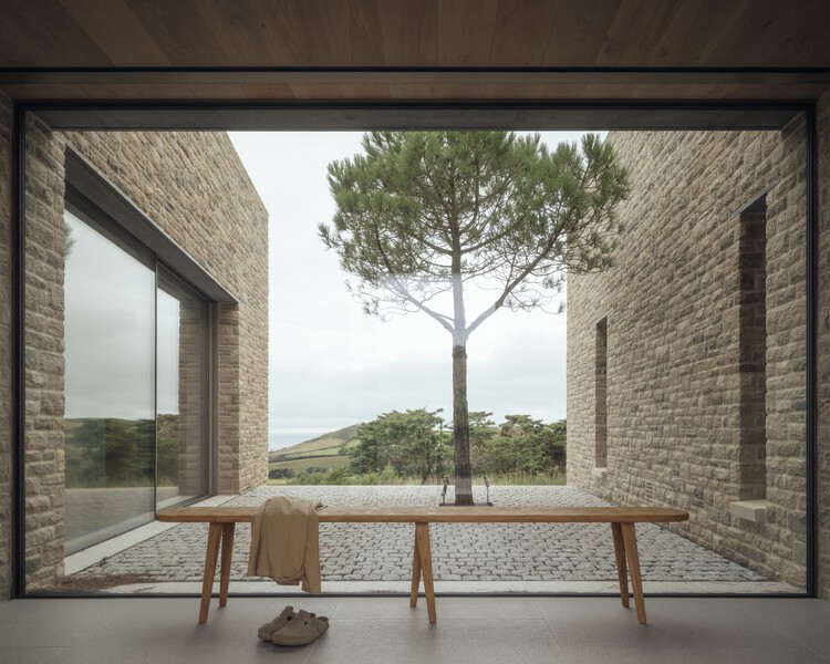 Bay House / McLean Quinlan - Imagem 2 de 47