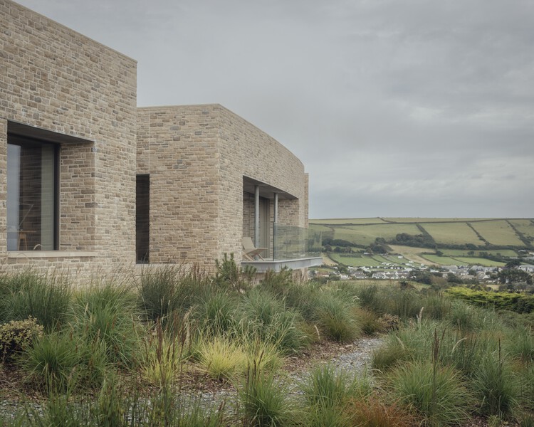 Bay House / McLean Quinlan - More Images