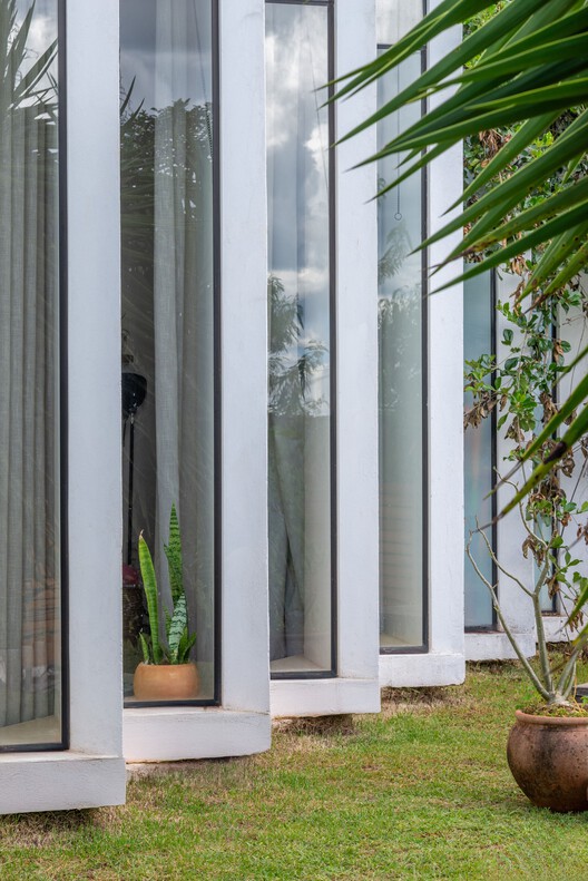 Casa Tocama / Paralelas Arquitetura - Fotografía exterior, Vidrio