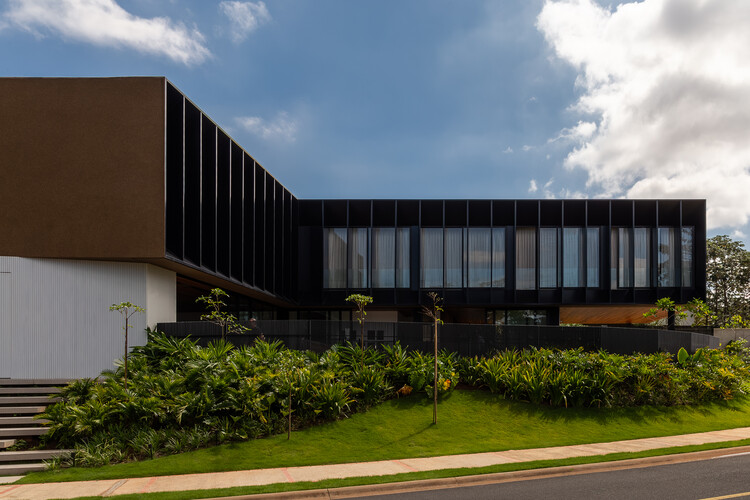 Casa Buritis / Arquitectura de Aguirre - Imágenes 8 de 27