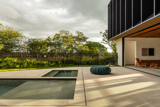 Casa Buritis / Aguirre Arquitetura - Fotografía exterior