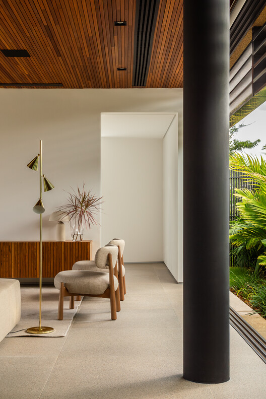 Casa Buritis / Aguirre Arquitetura - Fotografía interior, Sala de estar, Madera