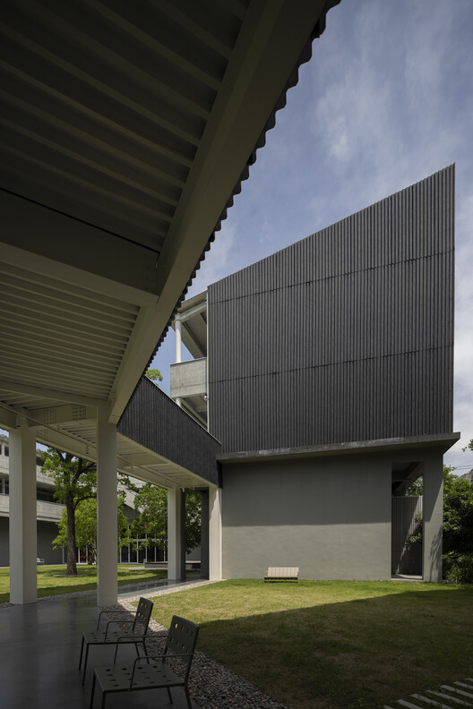 NoXbase Hotel / ClubBuildShop Architects - 建筑图, 阳台, 庭院