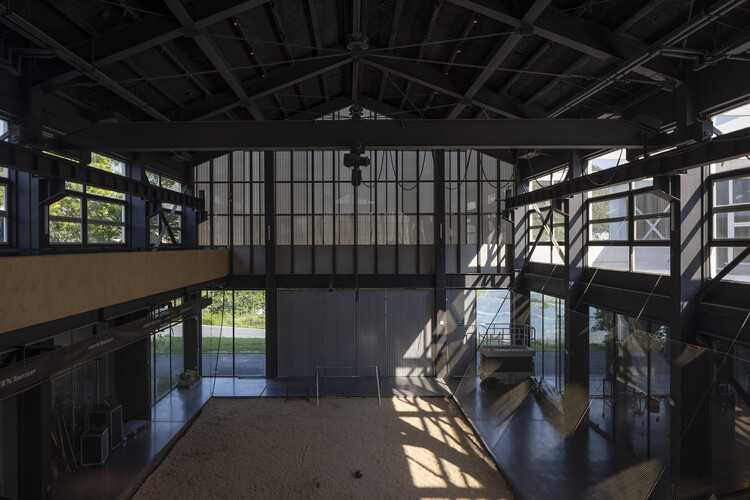 NoXbase Hotel / ClubBuildShop Architects - 室内图, 楼梯, 梁