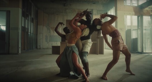 Choreographing Space: Architecture and Dance as Interdisciplinary Practices - Image 16 of 40