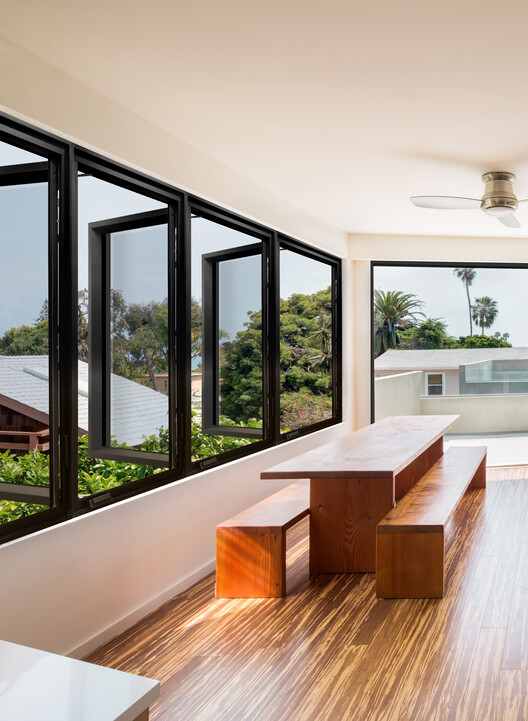 Framing Interiors and Landscapes in Aluminum and Glass to Master the View - Image 11 of 13