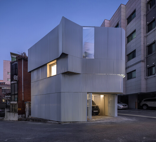 One House 2 / DRAWING WORKS - Exterior Photography