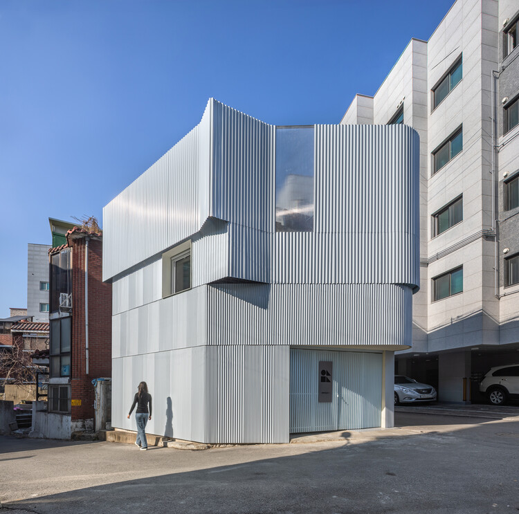 Casa 2 / Pinturas - Fotografía exterior, concreto