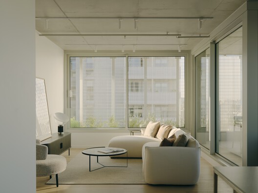 Brunswick Yard / Carr - Interior Photography, Living Room, Glass, Chair