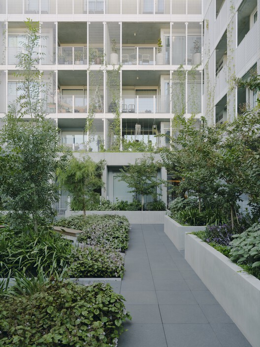 Brunswick Yard / Carr - Image 9 of 24