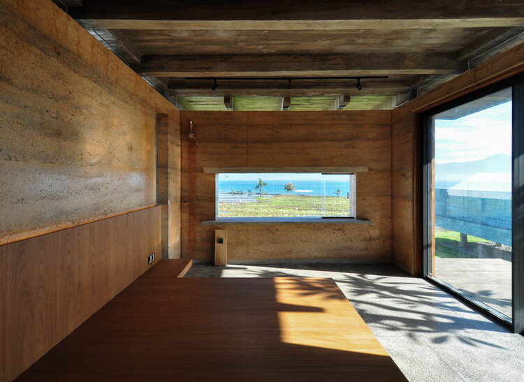 Casa Omah Land / Budi Pradono Architects - Fotografía interior, Madeira