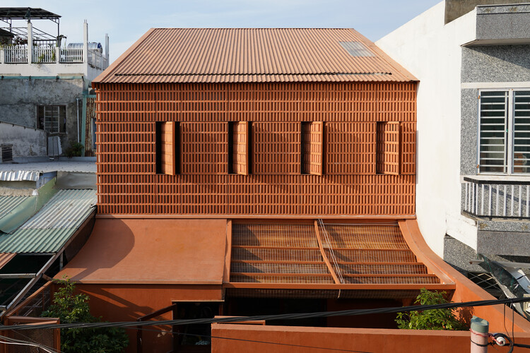Terracotta Breath House / live out studio - Exterior Photography, Houses