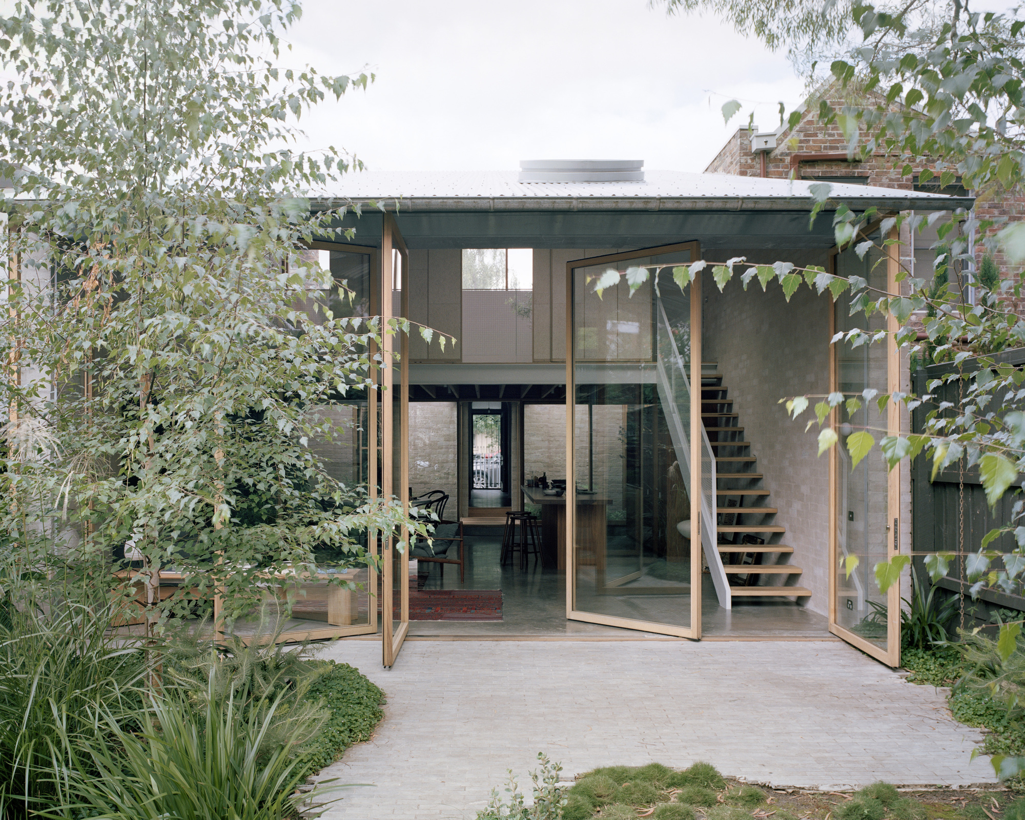 Carlton Cottage / Lovell Burton Architecture