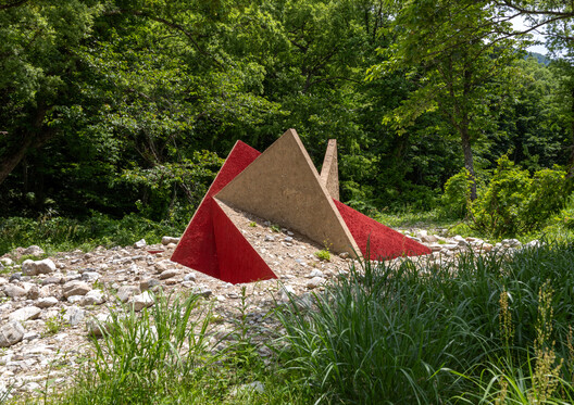 Shrine of Triskele / HAJIME YOSHIDA ARCHITECTURE