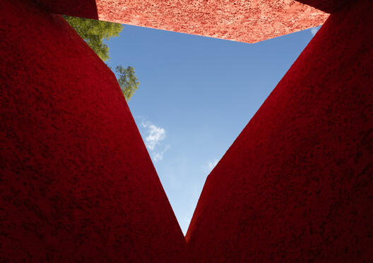 Shrine of Triskele / HAJIME YOSHIDA ARCHITECTURE - Image 14 of 18