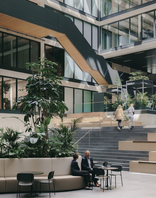 EDGE 港口城 / HENN - 室内图