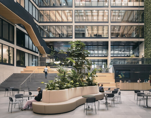 EDGE 港口城 / HENN - 室内图