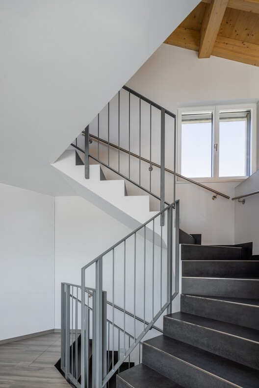 Swisshouse XL / Davide Macullo Architects - Interior Photography, Stairs, Wood, Handrail