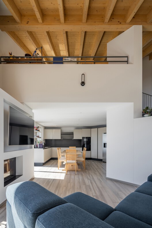 Swisshouse XL / Davide Macullo Architects - Interior Photography, Kitchen, Wood, Lighting, Chair, Beam