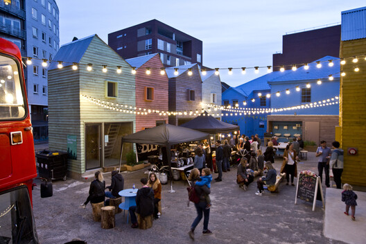 Utopian Hours in Turin: A Festival for Bold New Directions in City-Making Utopian Hours in Turin: A Festival for Bold New Directions in City-Making - Image 14 of 16