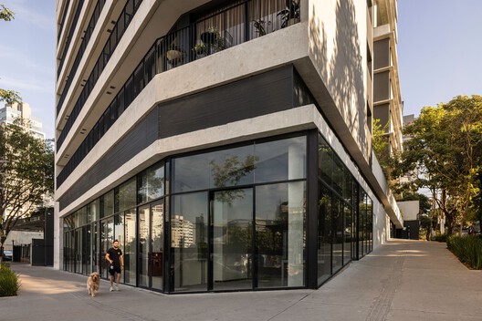 Edifício Esquina / UNA Barbara e Valentim - Fotografia de Interiores, Balcão