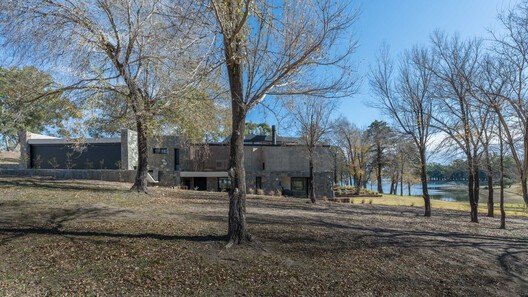 Casa Unpuente / Paolini Arquitectos - Imagen 3 de 21