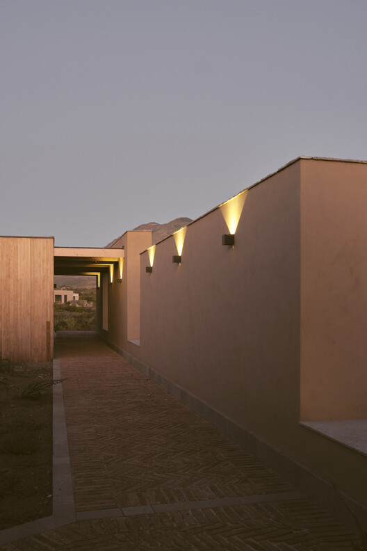 Casa JM / LOTE STUDIO + Ignacio Ferreira - Imagen 20 de 24