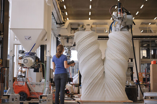 The Architect as a Scientist: New Materials Emerging Between Science and Design