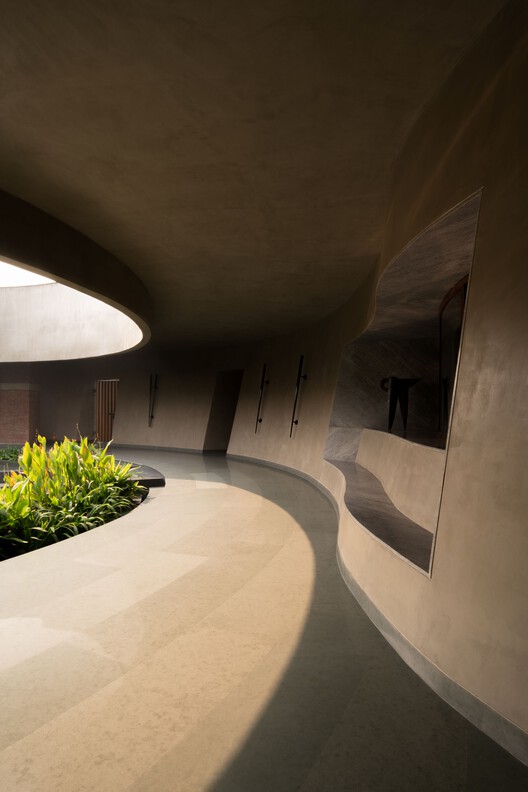 The Sanctum House / RENESA Architecture Design Interiors Studio - Interior Photography, Concrete