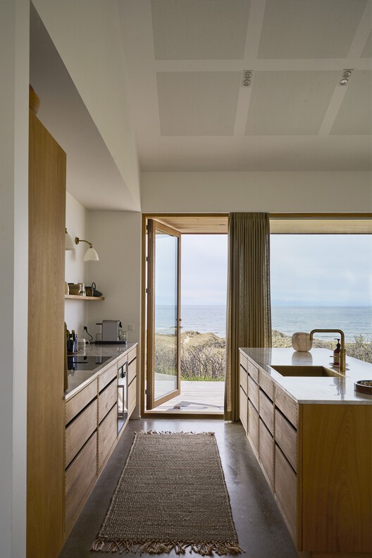 La Cour Retreat  / N+P Architecture - Interior Photography, Kitchen, Wood, Countertop