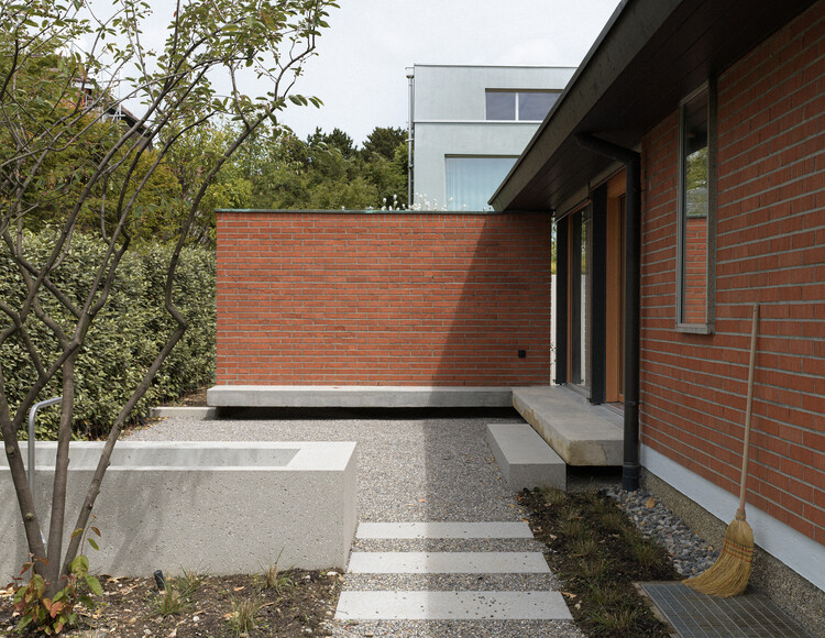 Casa Sunnehaldenstrasse / DHPA - Fotografia de Exterior, Tijolo, Concreto, Jardim