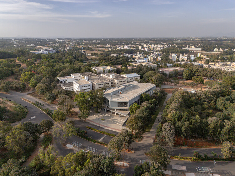 SMVIT Library  / Cadence Architects - Image 14 of 21