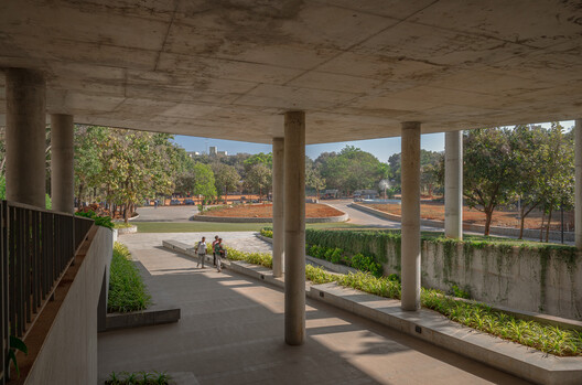 SMVIT Library  / Cadence Architects - Image 9 of 21