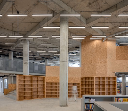 SMVIT Library  / Cadence Architects - Interior Photography, Wood, Shelving, Beam