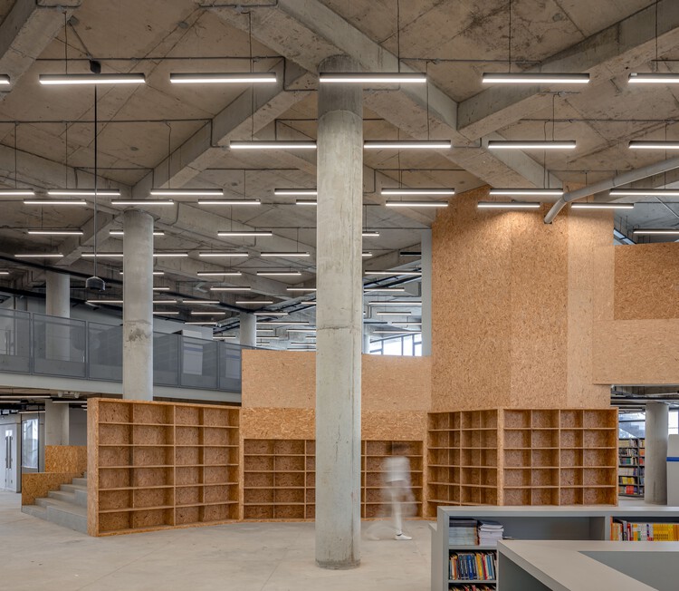 SMVIT 图书馆  / Cadence Architects - 室内图, 木头, 隔断, 梁