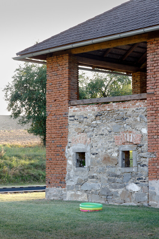 Dirnbergergut Building Ensemble / Moser und Hager Architekten - Exterior Photography, Brick
