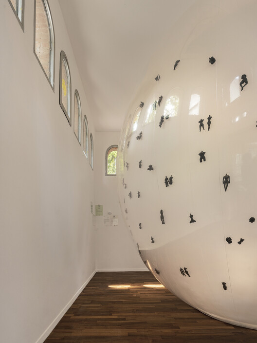 The Korean Pavilion at the 2025 Venice Biennale Marks 30 Years with “Little Toad, Little Toad: Unbuilding Pavilion” - Image 19 of 32