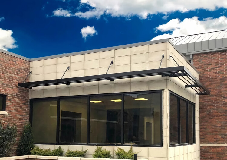 Curb Appeal, Elevated: The Benefits of Custom Aluminum Canopies - Image 5 of 9