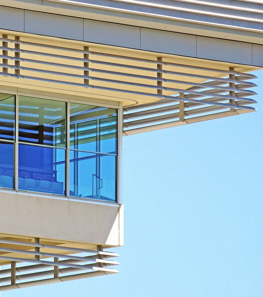 Curb Appeal, Elevated: The Benefits of Custom Aluminum Canopies - Image 2 of 9