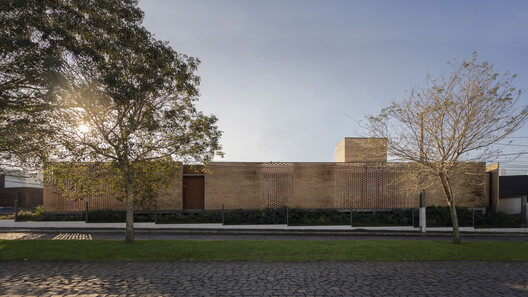 Casa Aura / Presente Estúdio - Imagem 6 de 26